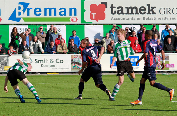 SC Genemuiden - v.v. Katwijk (Foto Helmich Lubberts).